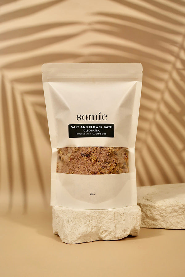 Cleopatra Salt and Flower Bath